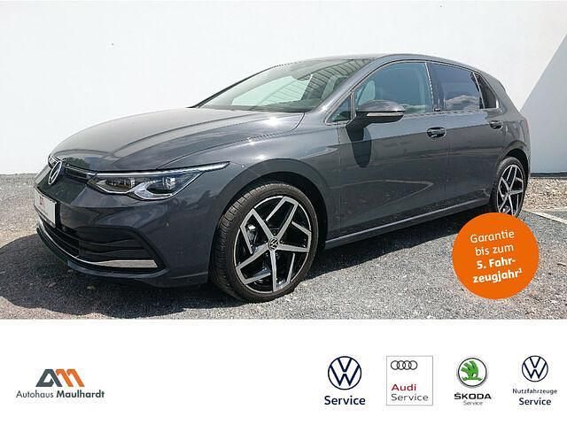 Gebraucht VW Golf VIII Active 110 PS (80 kW) 2022 Delfingrau metallic Limousine