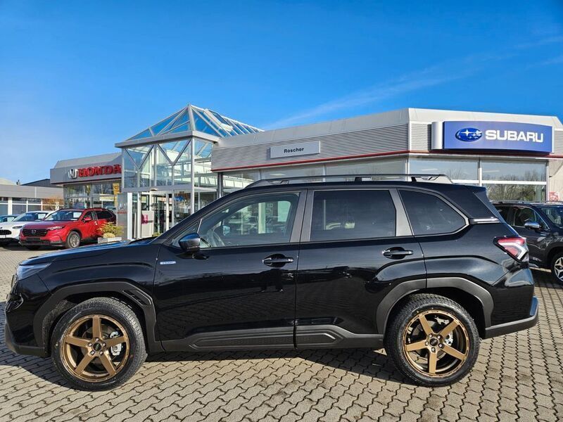 Schwarz Neu 2025 Subaru Forester Exclusive+ SUV | 39.999 € (Guter Preis) - Bild 1/4