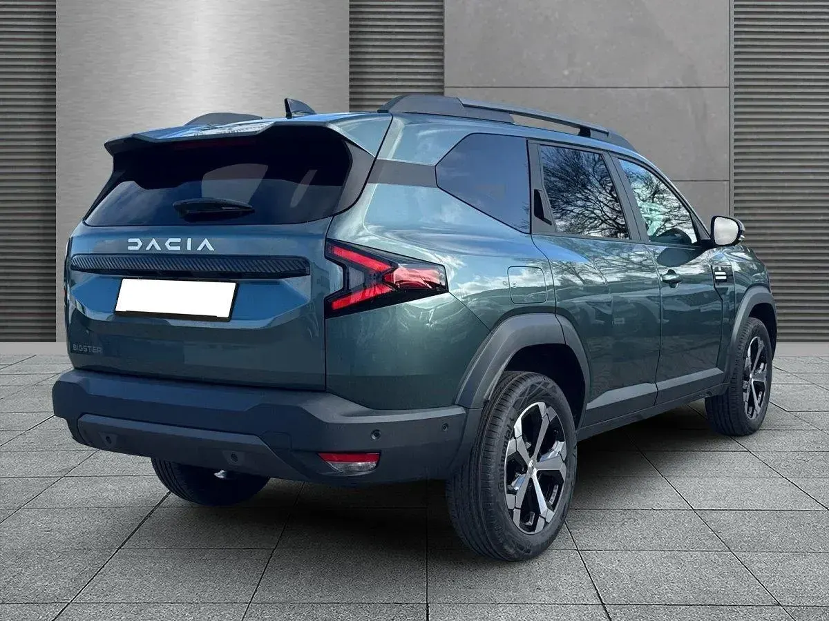 Neu Dacia Bigster Journey 140 PS (102 kW) 2026 Zedergrün SUV