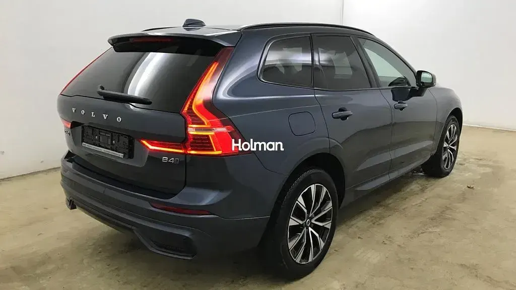 Gebraucht Volvo XC60 Plus 197 PS (144 kW) 2023 Grau SUV