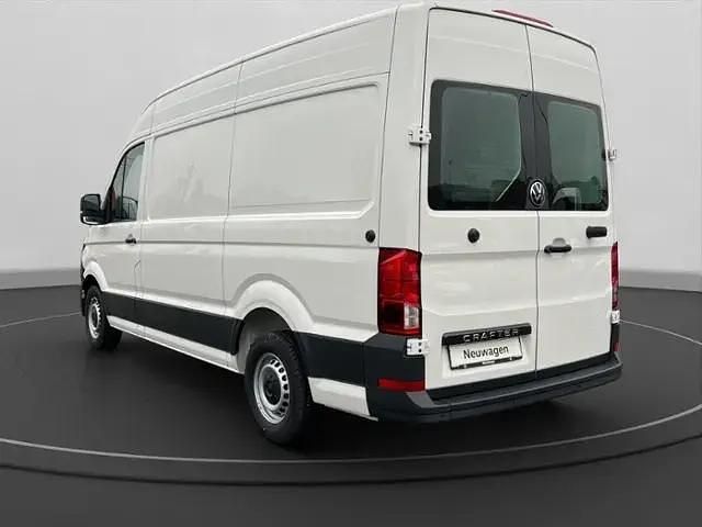 Gebraucht VW Crafter 103 PS (75 kW) 2024 Weiß Van