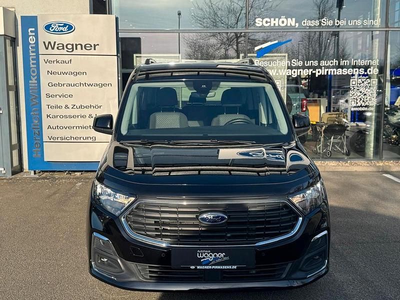 Gebraucht Ford Tourneo Connect Titanium 114 PS (83 kW) 2023 Schwarz Van / Kleinbus