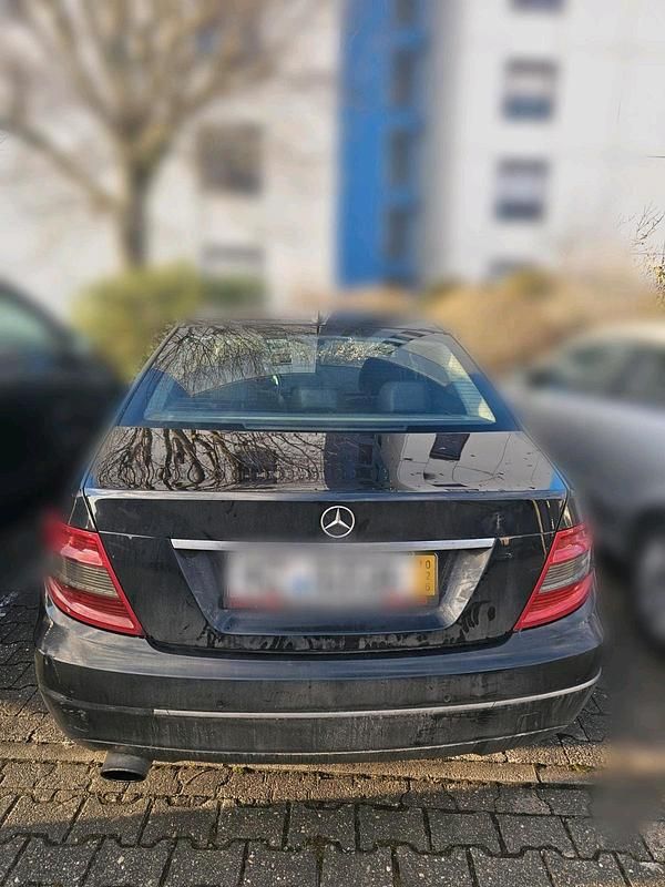 Gebraucht Mercedes C220 Classic 170 PS (125 kW) 2008 Schwarz Limousine