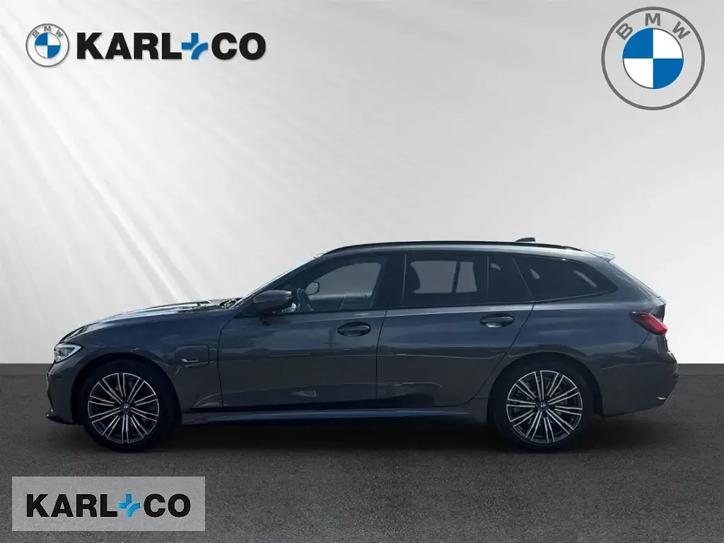 Gebraucht BMW 320 M Sport 163 PS (119 kW) 2022 Grau Kombi