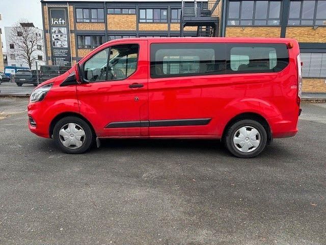 Gebraucht Ford Transit Custom 105 PS (77 kW) 2019 Rot Van / Kleinbus