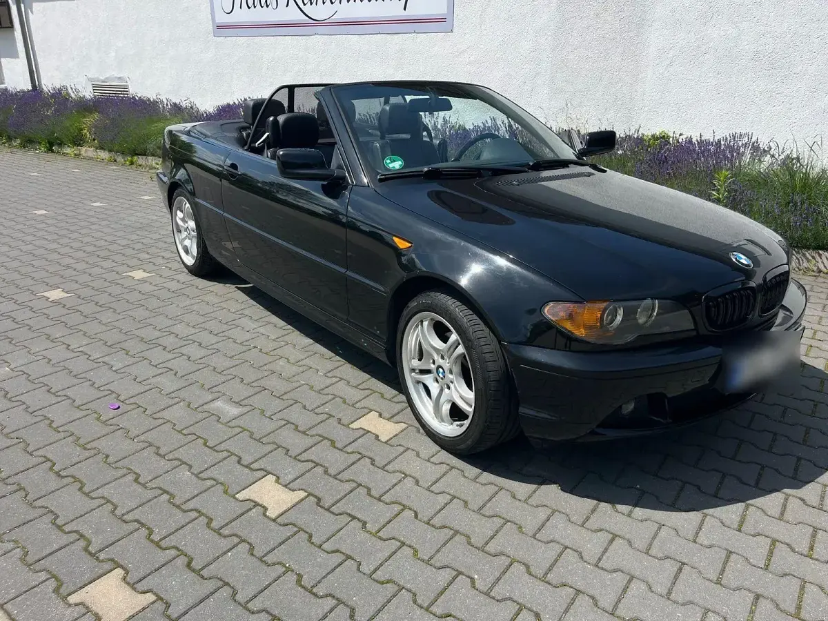 Gebraucht BMW 318 Cabriolet 143 PS (105 kW) 2003 Schwarz Cabrio