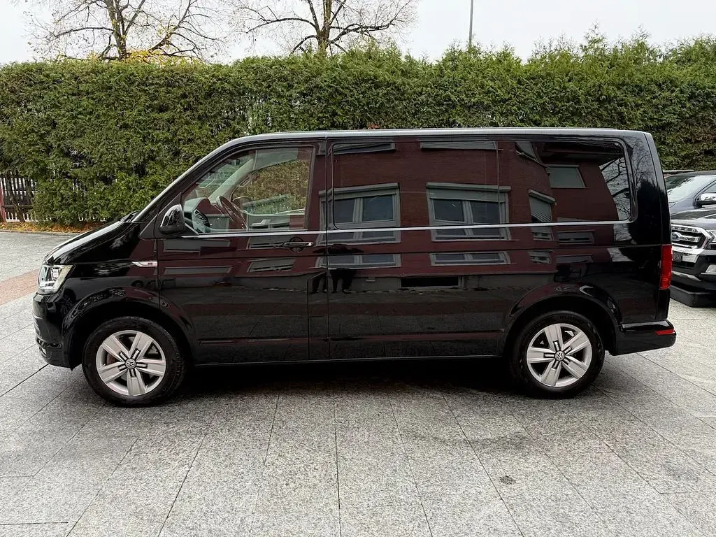 Gebraucht VW Multivan 204 PS (150 kW) 2016 Schwarz Van / Kleinbus