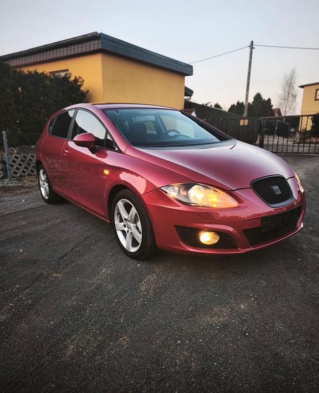 Gebraucht Seat Leon 125 PS (91 kW) 2010 Rot Kleinwagen