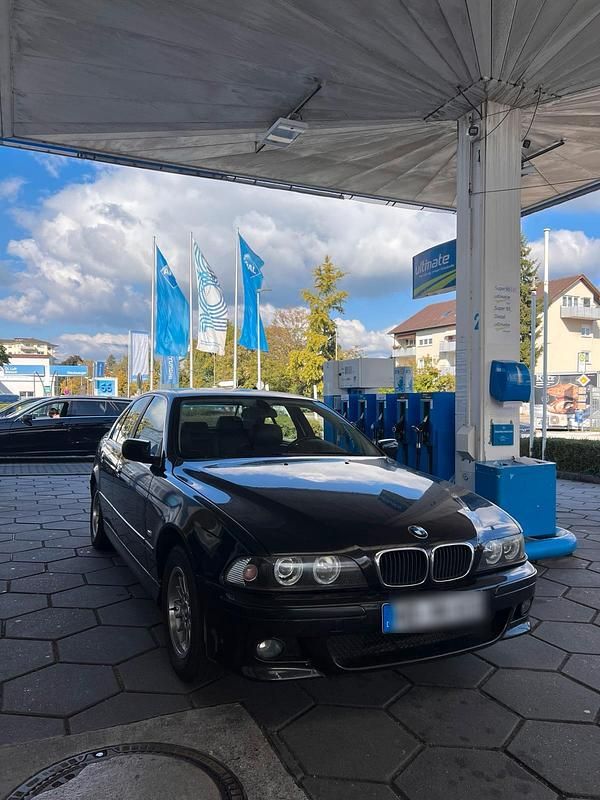 Schwarz Gebraucht 2001 BMW 525 M Sport Limousine | 4.500 € (Fairer Preis) - Bild 1/4