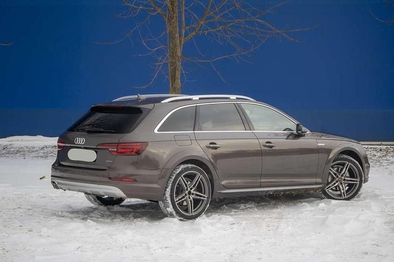 Gebraucht Audi A4 218 PS (160 kW) 2017 Braun Kombi