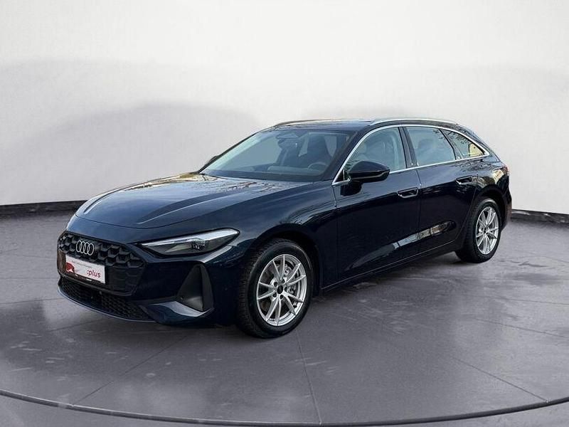 Gebraucht Audi A5 Ambiente 150 PS (110 kW) 2025 Firmamentblau metallic Coupé