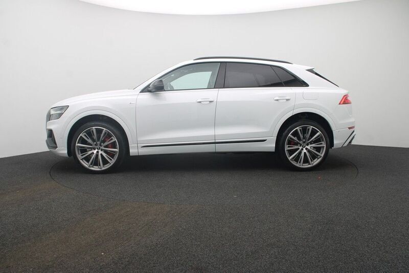 Gebraucht Audi Q8 S-Line 381 PS (280 kW) 2023 Weiß SUV
