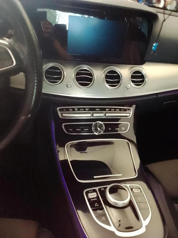 Gebraucht Mercedes 220 194 PS (142 kW) 2016 Blau Limousine