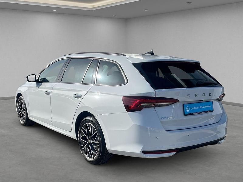 Gebraucht Skoda Octavia Selection 150 PS (110 kW) 2025 Weiss Kombi