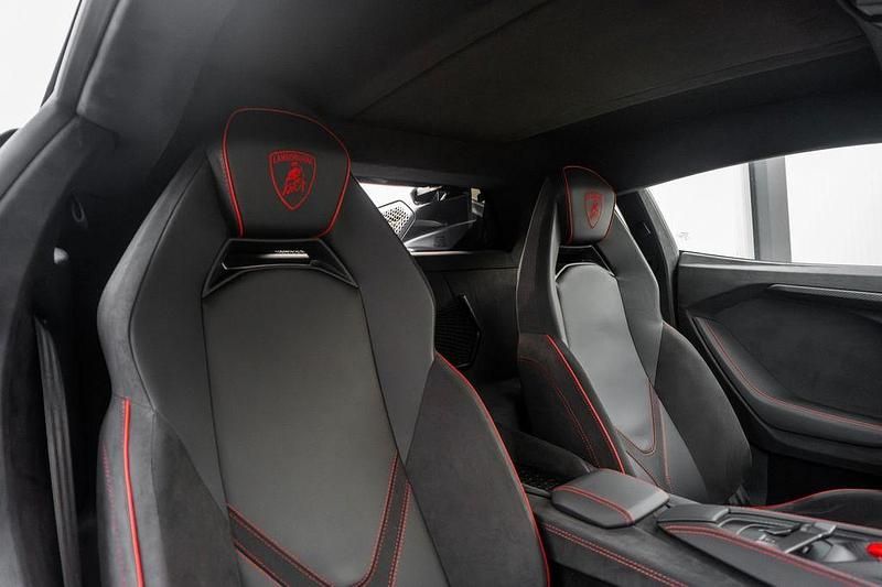 Gebraucht Lamborghini Revuelto 2024 Schwarz Coupé