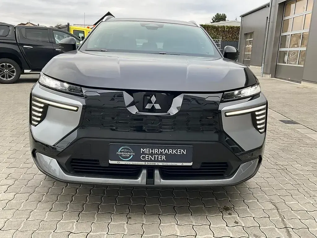 Neu Mitsubishi Eclipse Top 160 kW (218 PS) 2026 Schwarz SUV