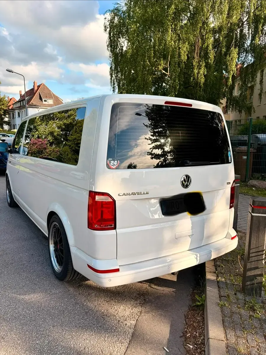 Gebraucht VW Caravelle 150 PS (110 kW) 2016 Weiß Van