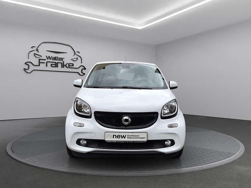 Gebraucht Smart ForFour Passion 90 PS (66 kW) 2016 Weiß Kleinwagen