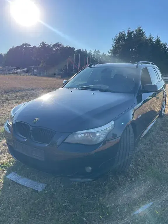 Gebraucht BMW 530 Performance 231 PS (169 kW) 2007 Schwarz Kombi