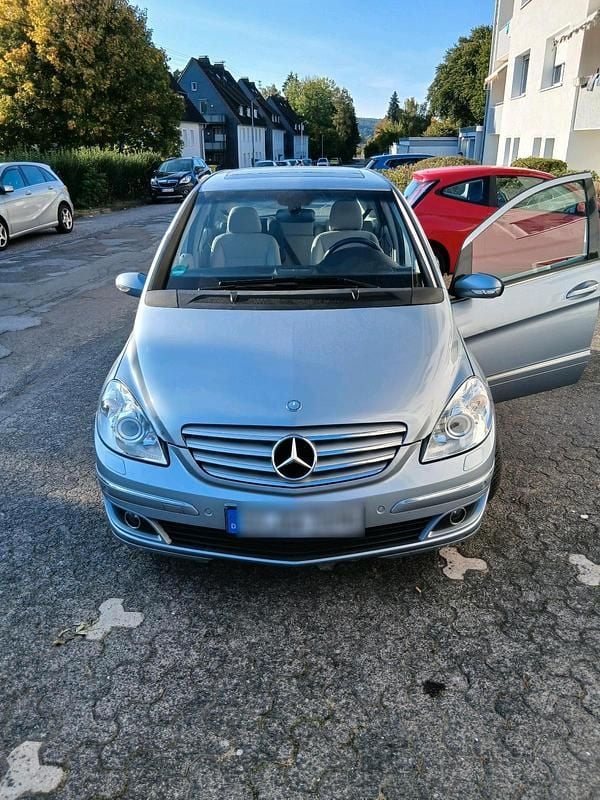 Gebraucht 2006 Mercedes B200 Van / Kleinbus | 4.500 € (Teuer) - Bild 1/4