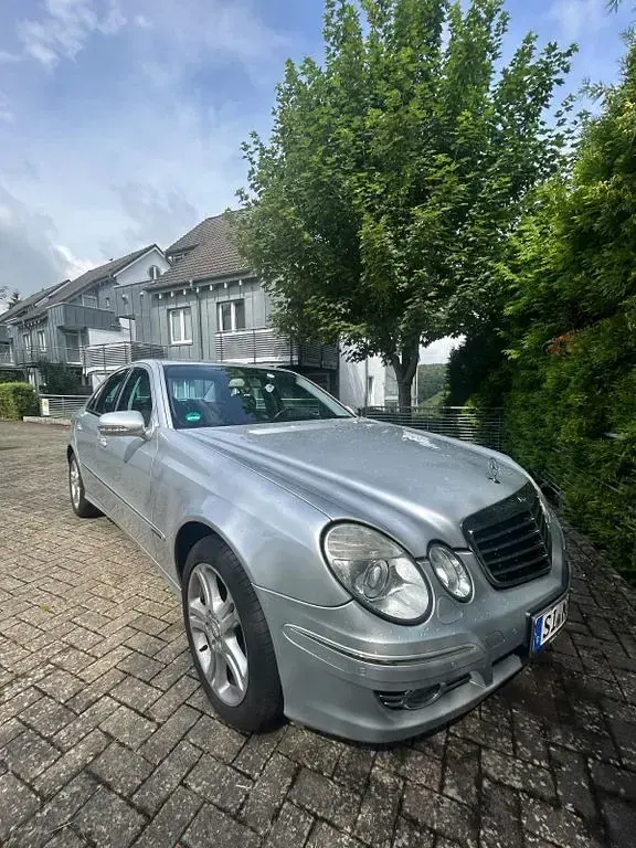 Gebraucht Mercedes E280 Avantgarde 231 PS (169 kW) 2006 Silber Limousine
