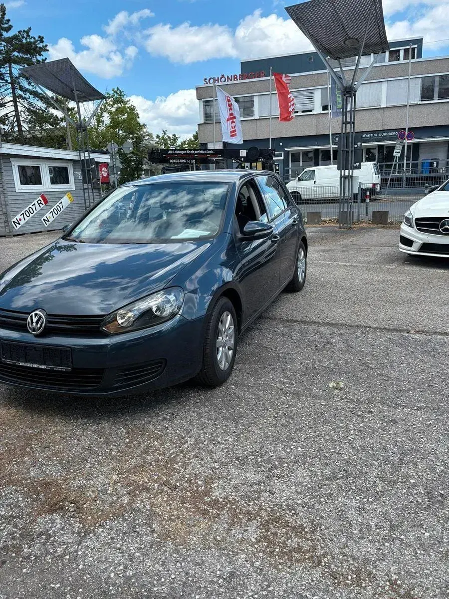 Gebraucht VW Golf VI Trendline 80 PS (58 kW) 2010 Blau Kleinwagen