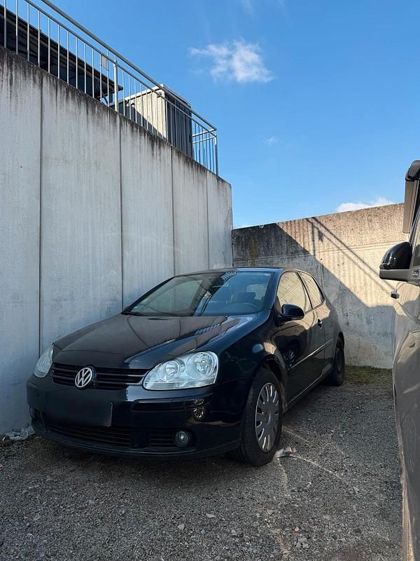 Gebraucht VW Golf V 75 PS (55 kW) 2006 Schwarz Kleinwagen