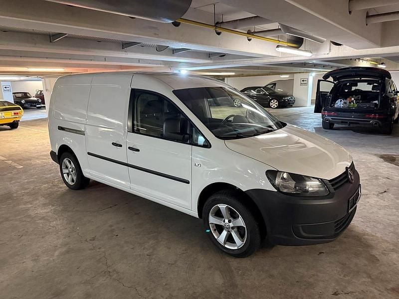 Second-hand VW Caddy Maxi 102 CP (75 kW) 2015 Alb Monovolum