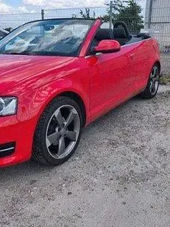 Gebraucht Audi A3 Cabriolet 105 PS (77 kW) 2010 Rot Cabrio