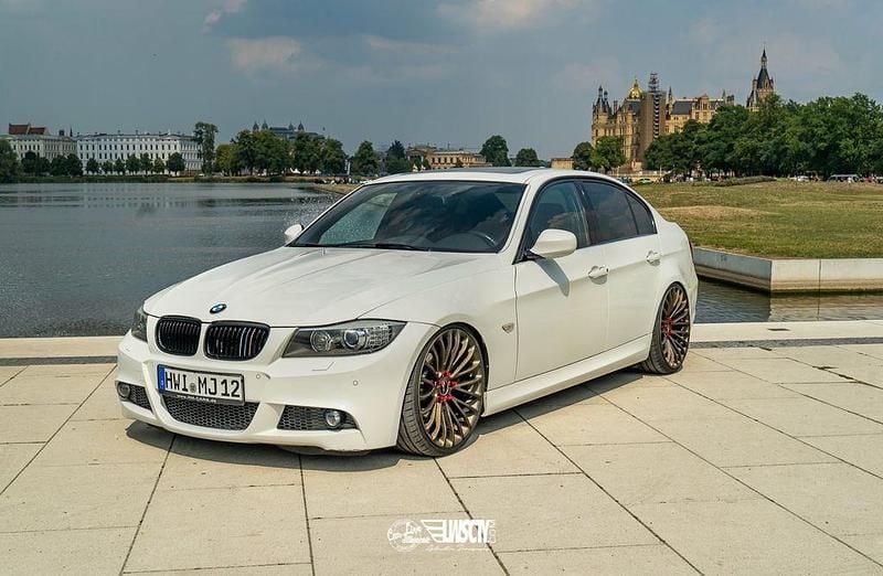 Gebraucht BMW 330 M Sport 245 PS (180 kW) 2010 Weiß Limousine