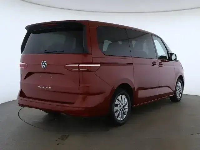 Używany VW Multivan Life 204 KM (150 kW) 2024 Czerwony Minivan