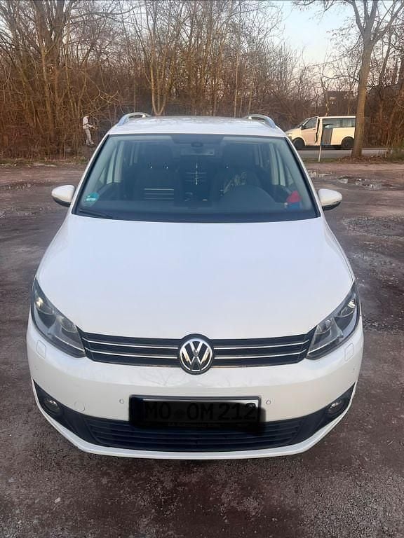 Gebraucht VW Touran 105 PS (77 kW) 2014 Weiß Van / Kleinbus