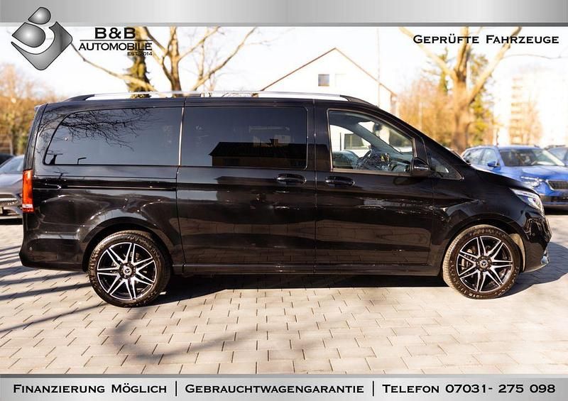 Gebraucht Mercedes V300 237 PS (174 kW) 2022 Schwarz Van / Kleinbus
