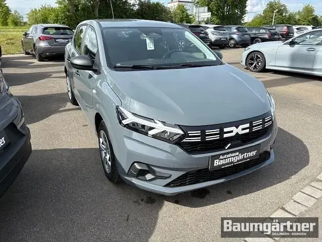 Gebraucht Dacia Sandero Essentiel 91 PS (66 kW) 2025 Grau Kleinwagen