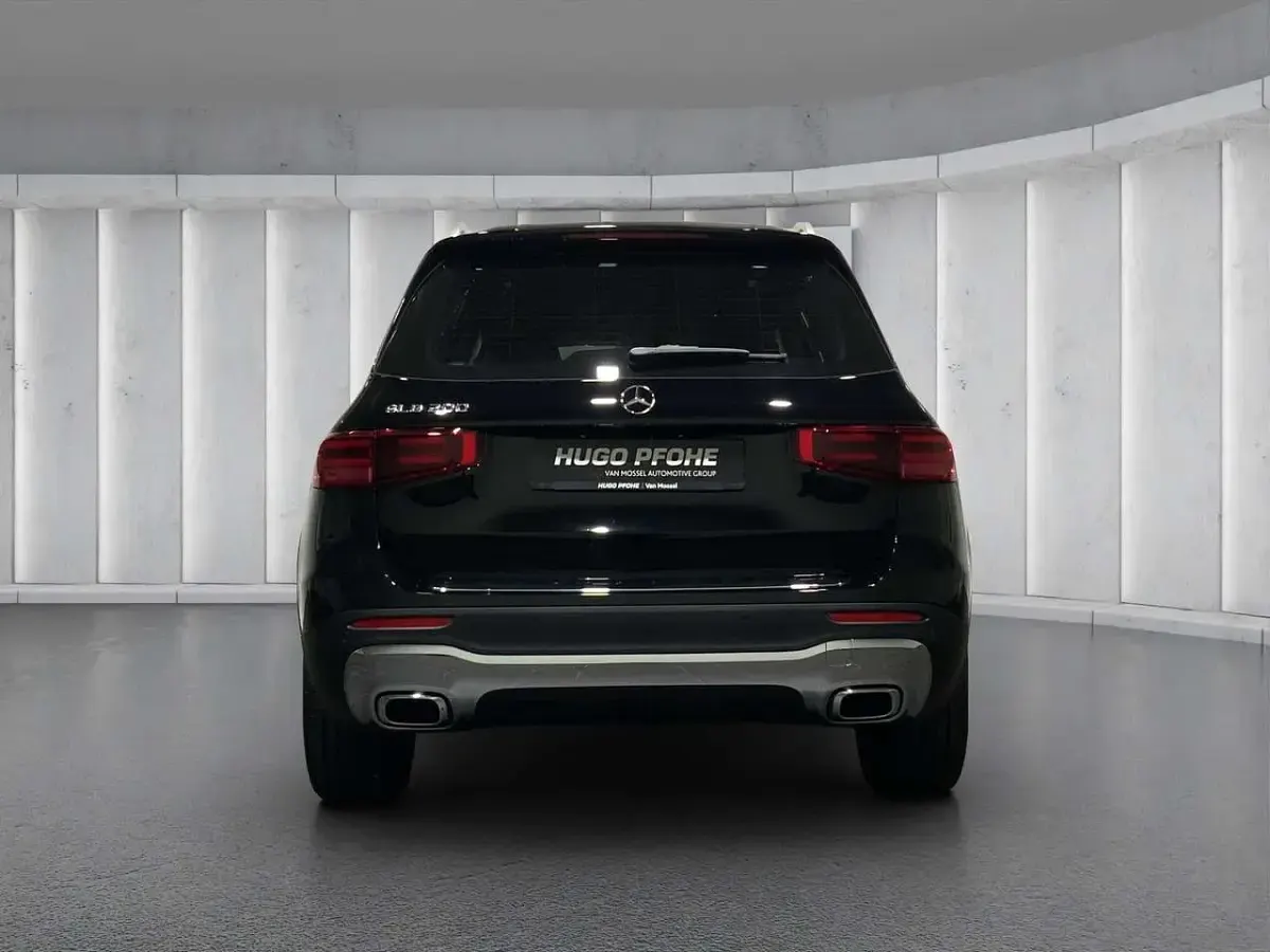 Gebraucht Mercedes GLB200 Progressive 163 PS (119 kW) 2025 Schwarz SUV
