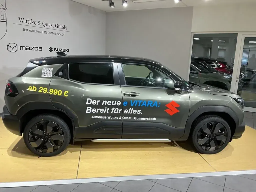 Gebraucht Suzuki e-Vitara Comfort+ 127 kW (174 PS) 2026 Grün SUV