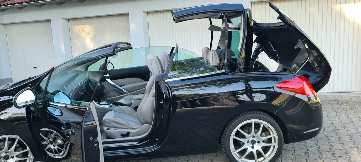 Gebraucht Peugeot 308 CC Allure 156 PS (114 kW) 2012 Schwarz Cabrio