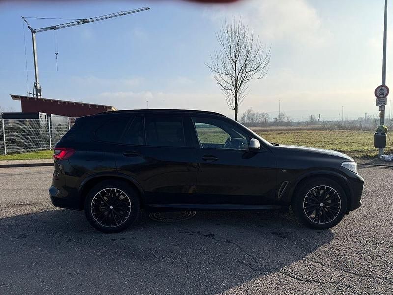 Gebraucht BMW X5 M50 Performance 400 PS (294 kW) 2019 Schwarz SUV