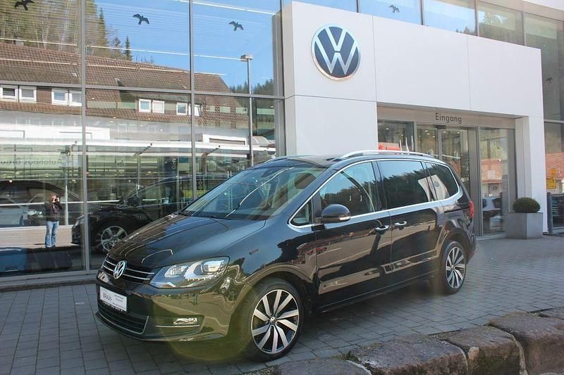 Gebraucht VW Sharan Highline 177 PS (130 kW) 2015 Deep black perleffekt Van / Kleinbus