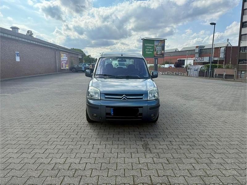 Gebraucht Citroën Berlingo 109 PS (80 kW) 2006 Grau Van / Kleinbus