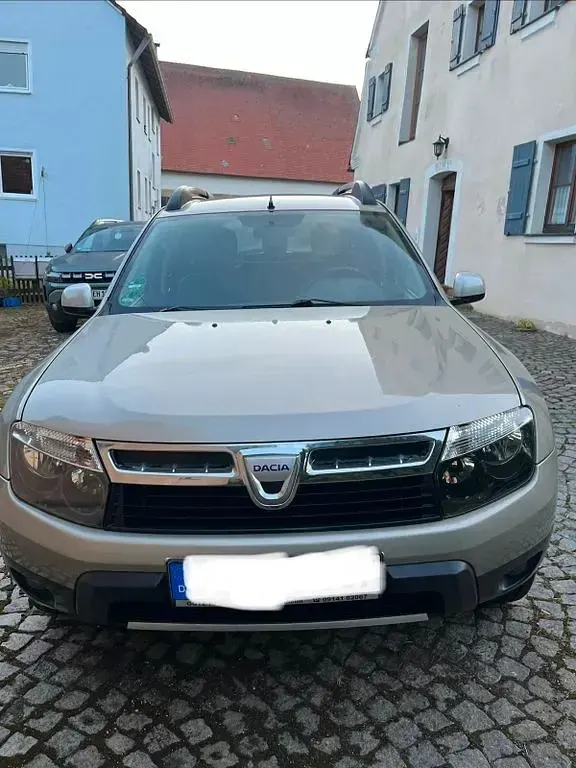 Gebraucht Dacia Duster Prestige 105 PS (77 kW) 2010 Grau SUV