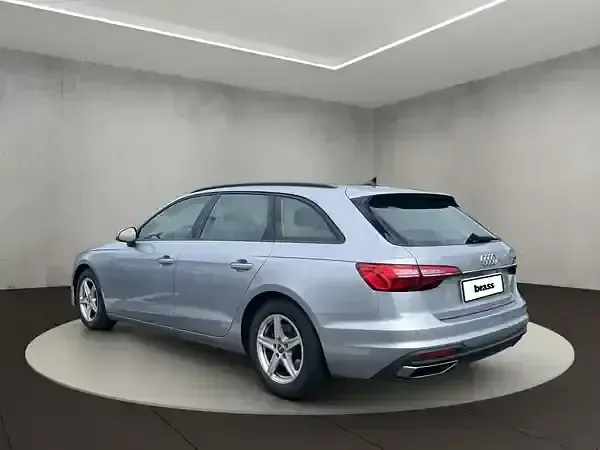 Gebraucht Audi A4 Ambiente 163 PS (119 kW) 2020 Florettsilber metallic Kombi