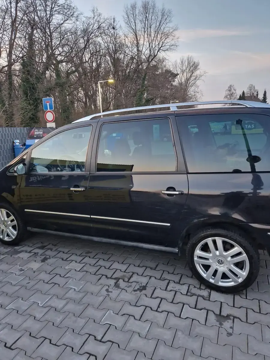 Gebraucht VW Sharan Pacific 140 PS (102 kW) 2007 Schwarz Van / Kleinbus