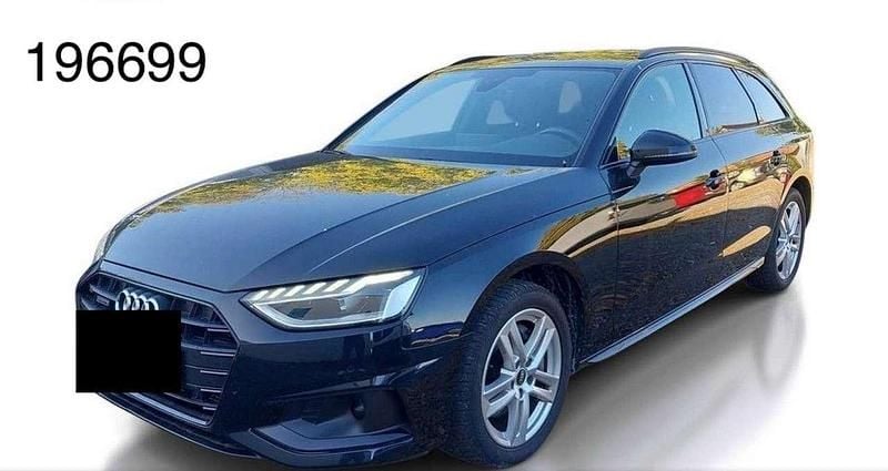 Mythosschwarz (metallic) Gebraucht 2021 Audi A4 Ambiente Kombi | 22.450 € (Superpreis) - Bild 1/4