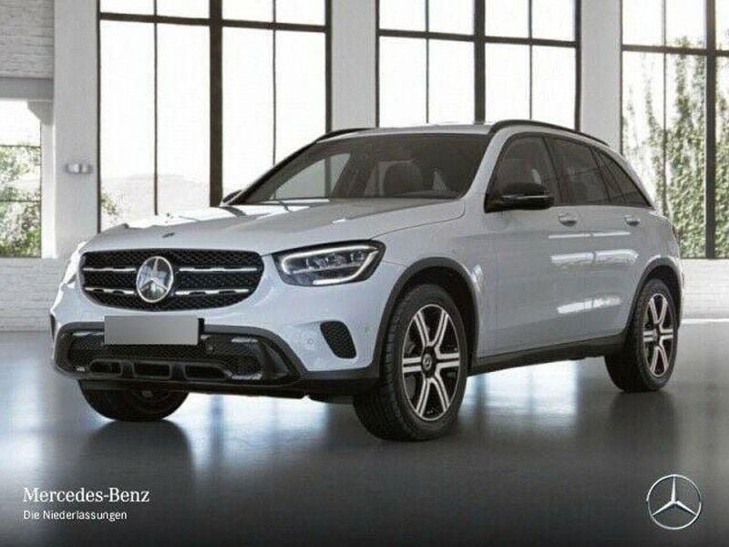Weiß Gebraucht 2019 Mercedes GLC220 Night SUV | 30.900 € (Guter Preis) - Bild 1/4