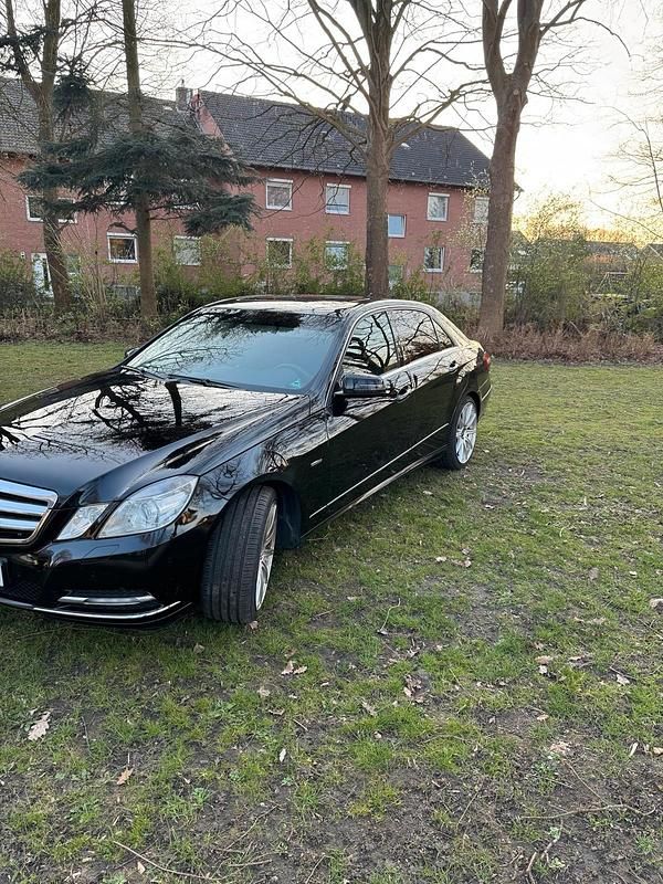 Usata Mercedes E350 2011 Nero Berlina