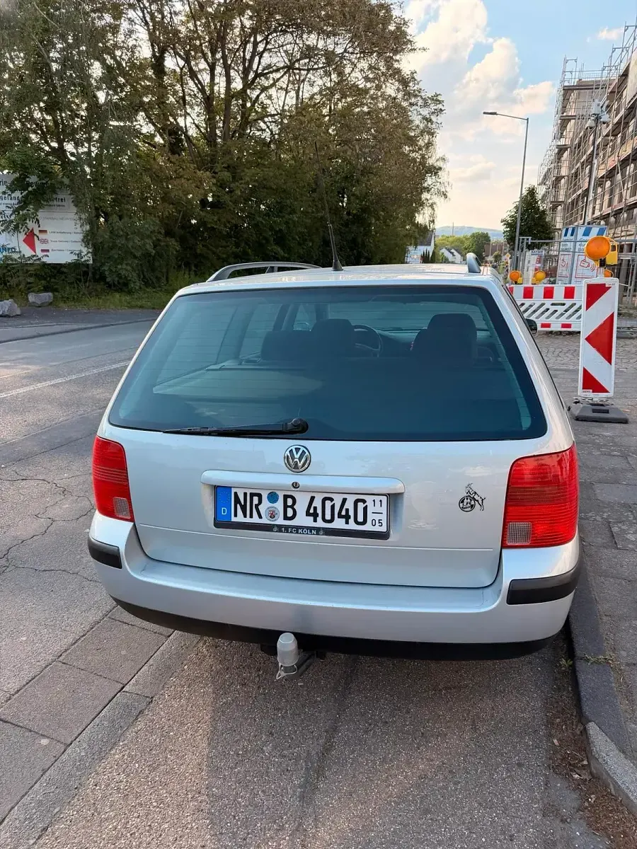 Gebraucht VW Passat 2000 Grau Kombi