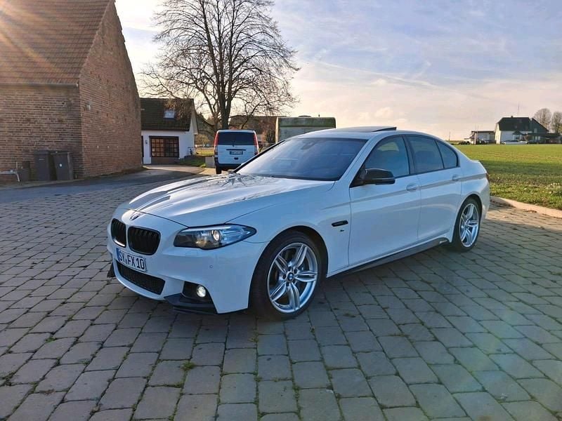Weiß Gebraucht 2013 BMW 550 M Sport Limousine | 14.500 € (Guter Preis) - Bild 1/4