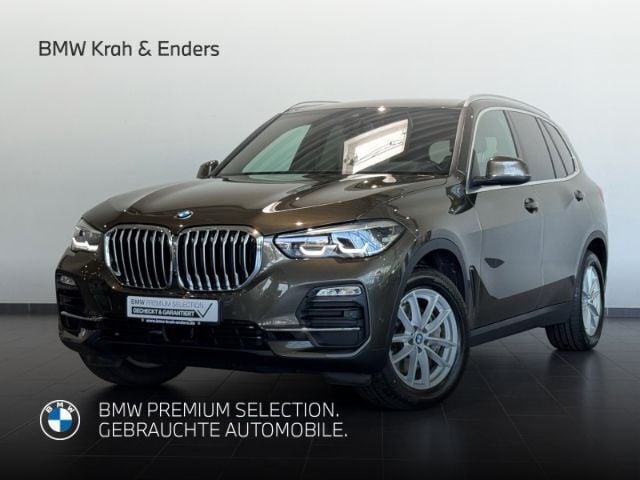 Grau Gebraucht 2021 BMW X5 Sport Line SUV | 51.988 € (Superpreis) - Bild 1/4