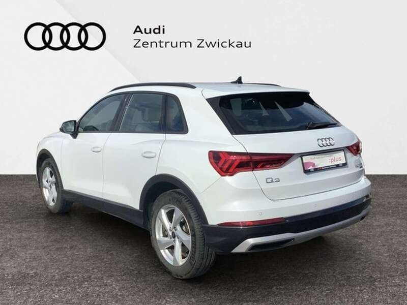 Gebraucht Audi Q3 Advanced Plus 190 PS (139 kW) 2023 Gletscherweiß metallic SUV